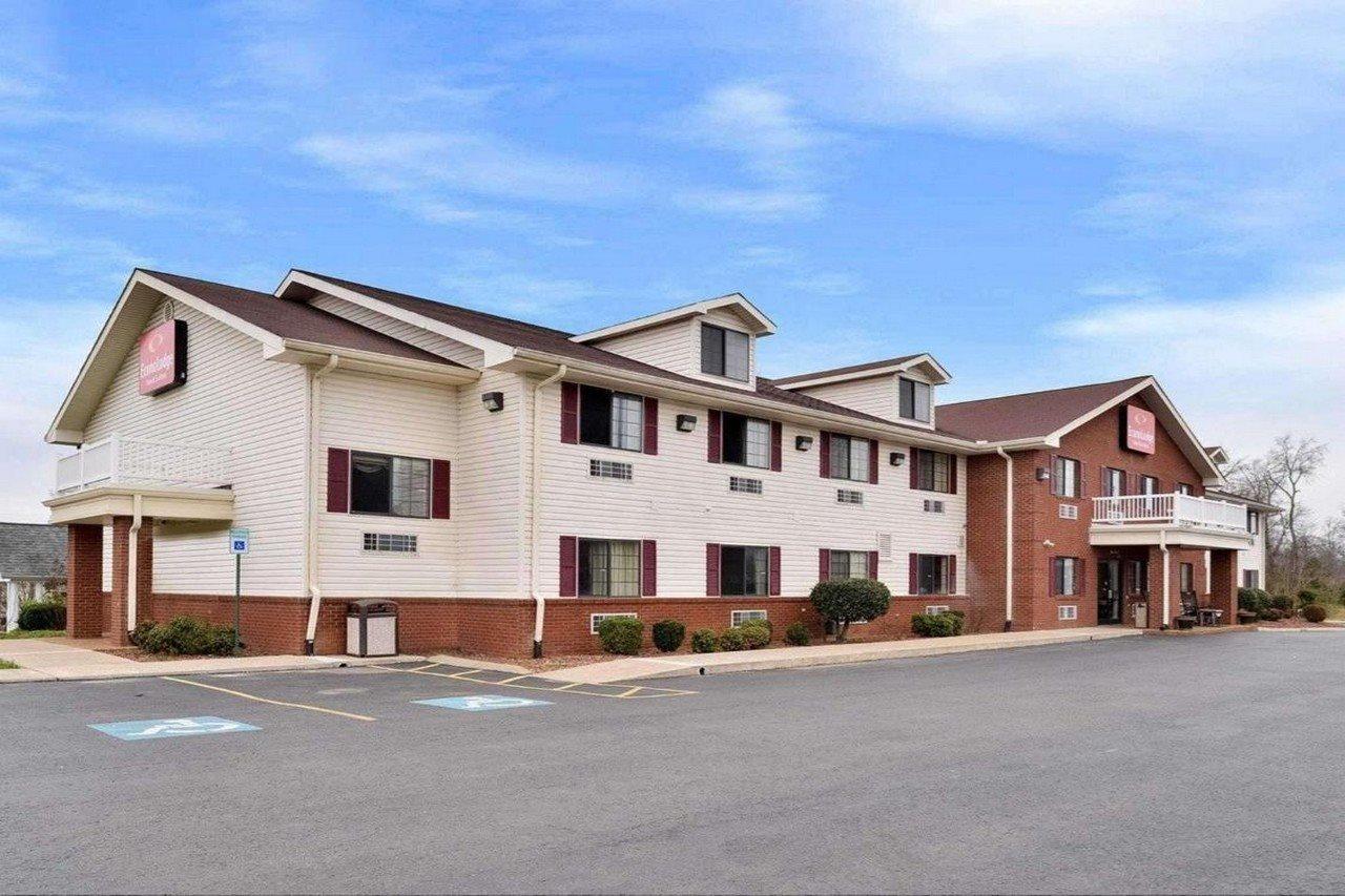 Econo Lodge Inn & Suites Shelbyville Exterior foto